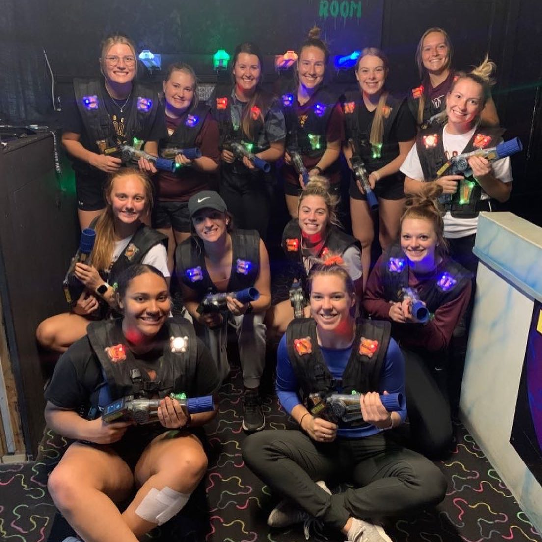 CobberSoftball's tweet photo. The Fall is not just all "Fall Ball!" A little team bonding today for #CobberSoftball #ThunderRoad #SoftballSwingsvsGolfSwings #ShootingLasersvsHittingLasers #OneHeart #OneTeam #RollCobbs #MoreThanSoftball https://t.co/HJnLmXC5uD