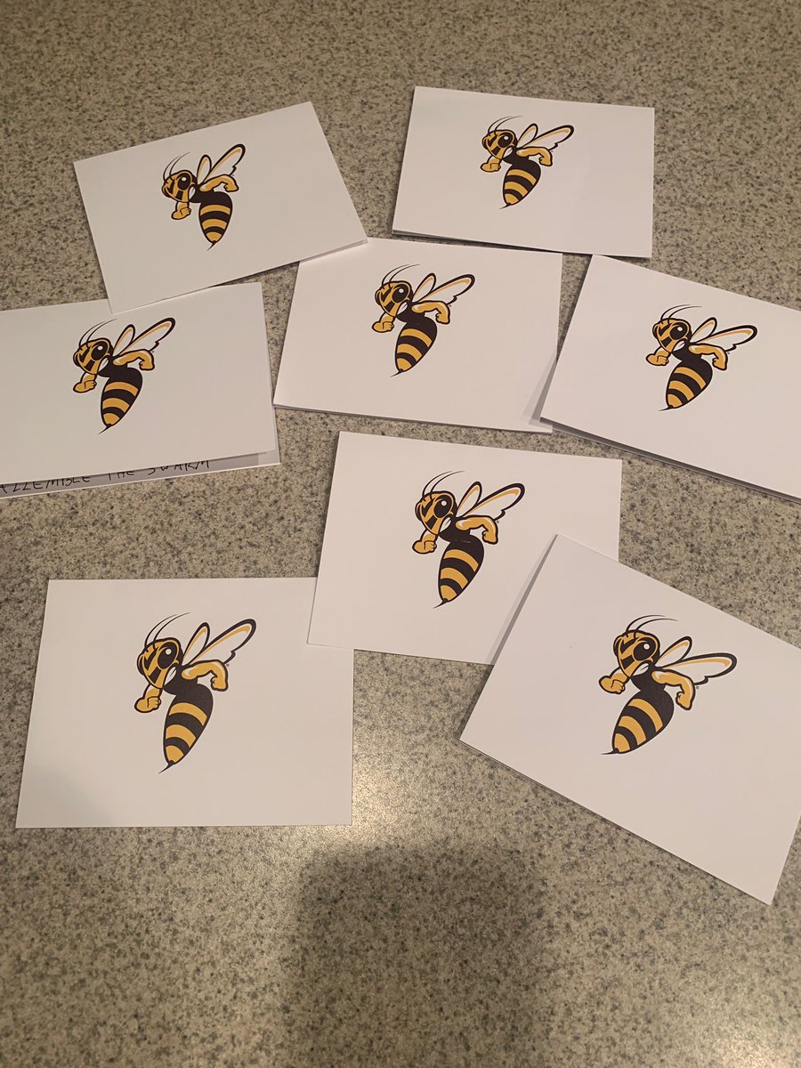 Thank you to all the BW coaches for taking the time to send these cards. <a href="/CoachHilvert/">Jim Hilvert</a> @BWYJFootball <a href="/tyhaines16/">Tyler Haines</a> @CoachRobBW @CoachCully_BWYJ