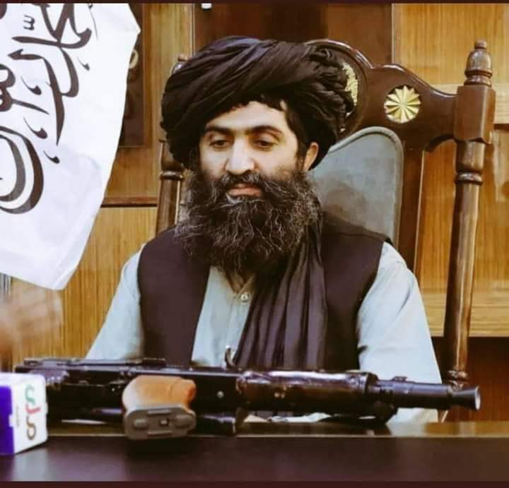 attari_hashmat's tweet photo. اللہ کے نبی کی سنت داڑھی کے ایک بال کو بھی نہیں چھیڑا جب گرفتار تھے تب بھی داڑھی وہی تھی اب جب حاکم ہیں تب بھی داڑھی ویسے ہی ہے
مولوی محمد طالب صاحب حفظہ اللہ
گورنر صوابہ ہلمند فاتح صوبہ ہلمند https://t.co/sld1CLUJbd https://t.co/6PaxZFmibd