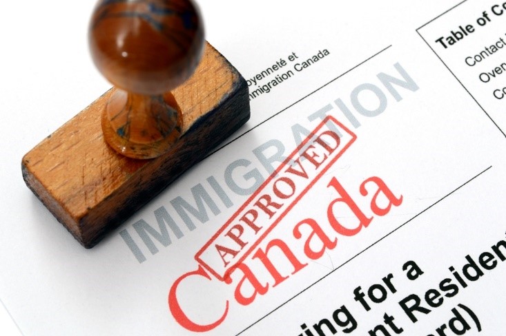 SUCCESSBCSIS's tweet photo. #ImmigrationPathways to #PermanentResidency in #Canada (#English) Sept 24 5-7pm cohosted @VPL Hear the latest information about #immigrationoptions for #workpermitholders and #internationalstudents. Sign up https://t.co/fmyCnPctOF @NewToBC @SUCCESSCanada https://t.co/PaDvGJunaI