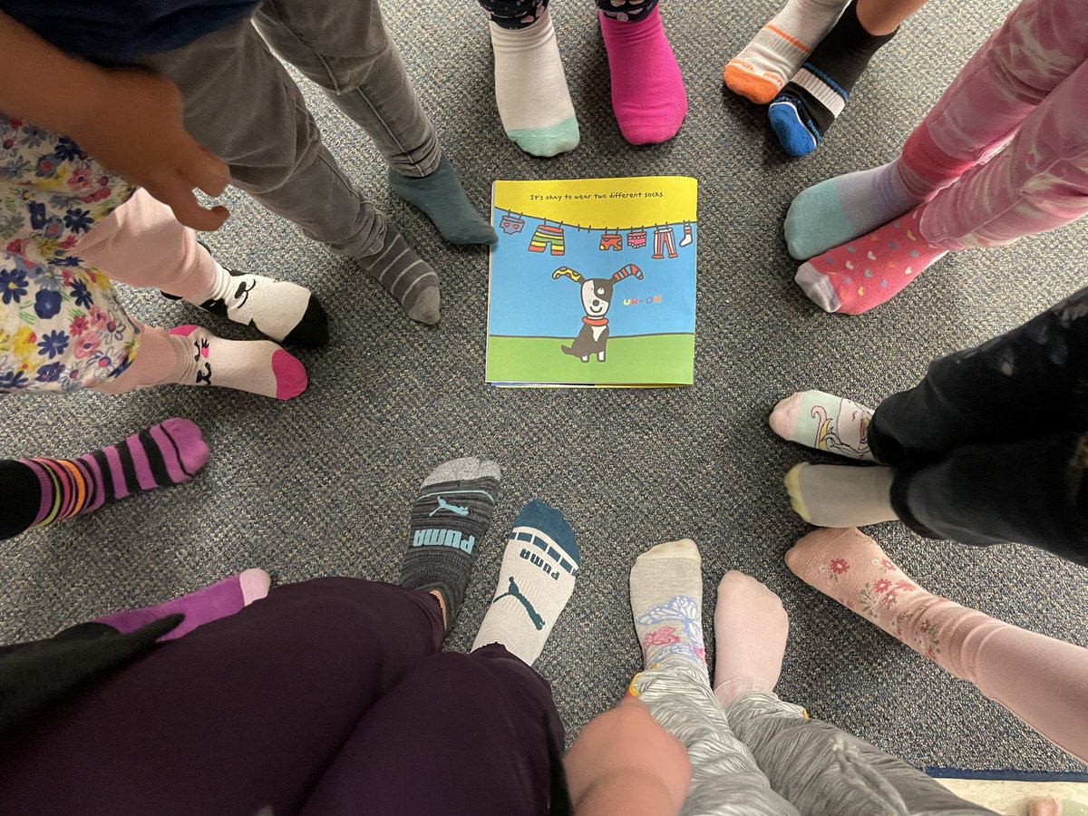 mrsLMarley's tweet photo. “It’s okay to wear two different socks.” Our Grade 1’s decided today needed to be different sock day after reading Todd Parr’s book yesterday. #uniqueisgood @toddparr @scdsb https://t.co/t9ry4Fhf8I