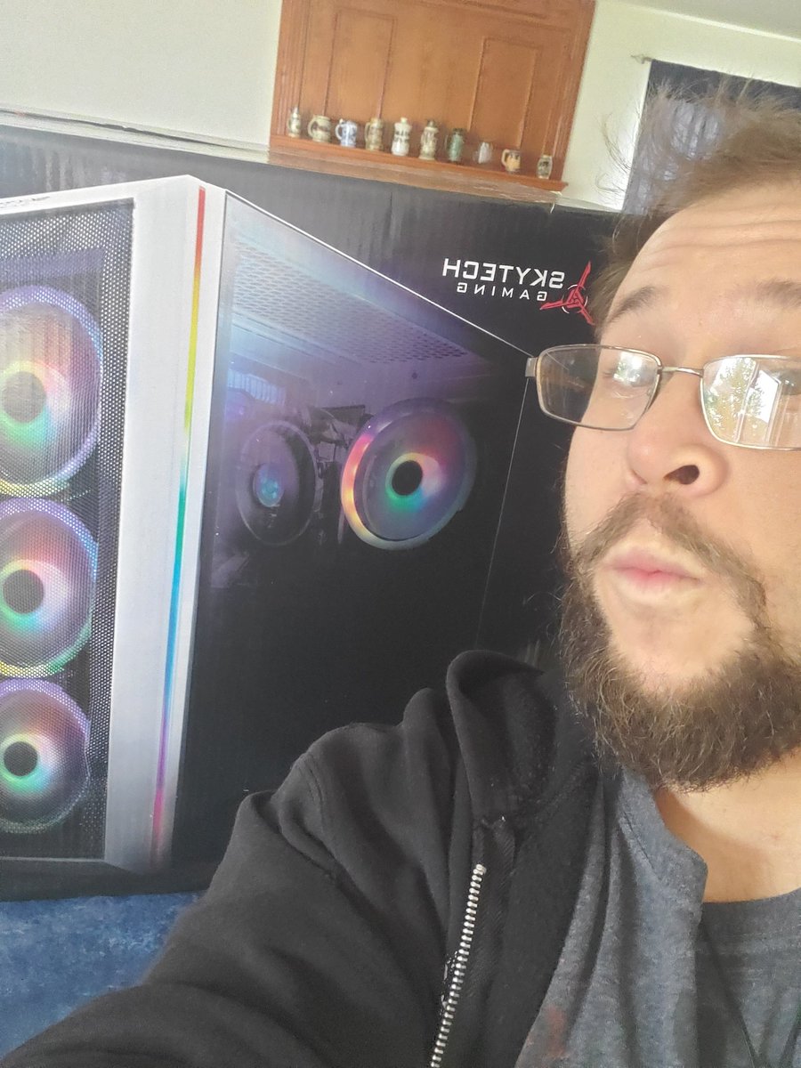 GenuinePandainc's tweet photo. Here we go!!! Quick sneak peak of what's to come. Patients is a virtue that I struggle with, but it was worth it. #blessed #vibes #contentcreators #smallstreamers #SmallStreamerCommunity #firstsetup https://t.co/sNT9P3nCty