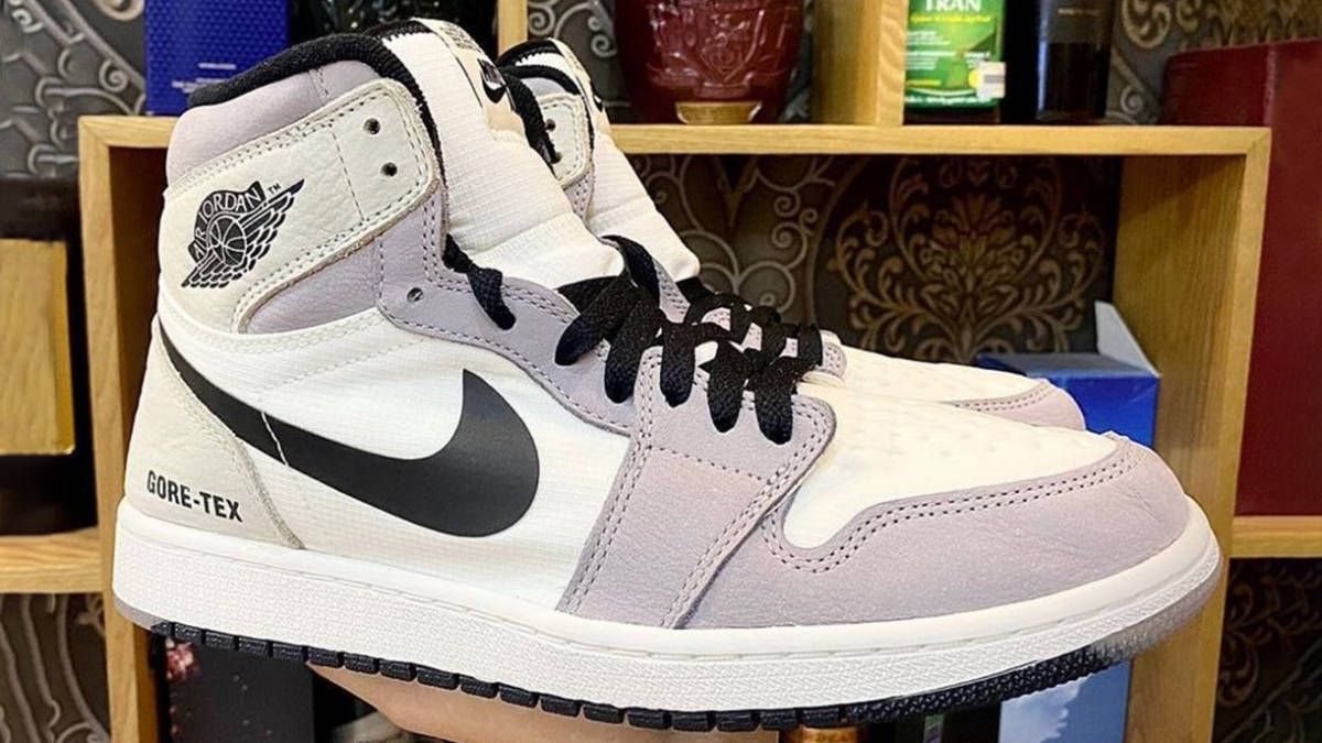 thesolesupplier's tweet photo. The Air Jordan 1 Element GORE-TEX "Light Bone" joins the winter line-up ❄️ 

https://t.co/mQ0YNTKRLK https://t.co/KUaNLLve5T