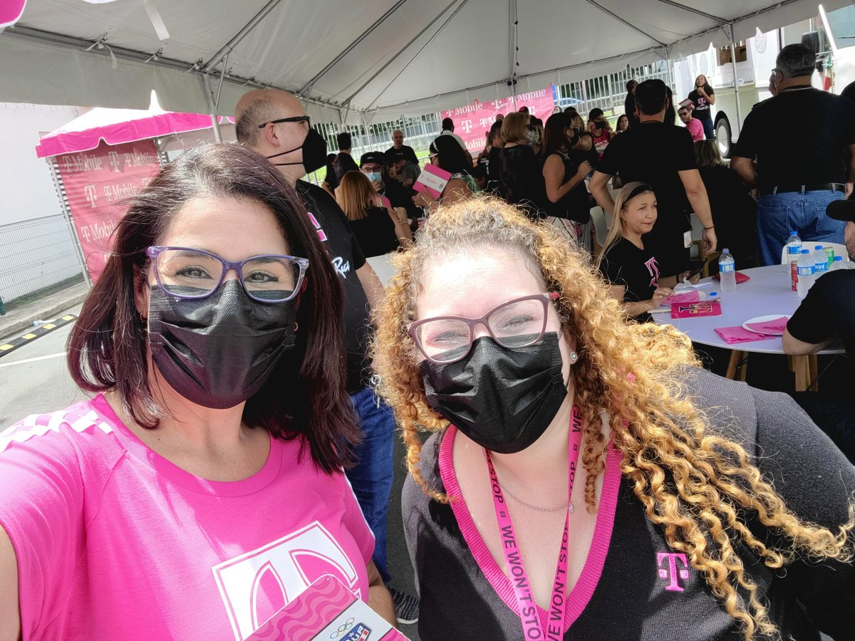 solcorujo's tweet photo. Return to Office #uncarrierlunch #FoodTrucks #Pizza #TacoWednesday #ConnectandCollaborate https://t.co/y4BWgHN3kM