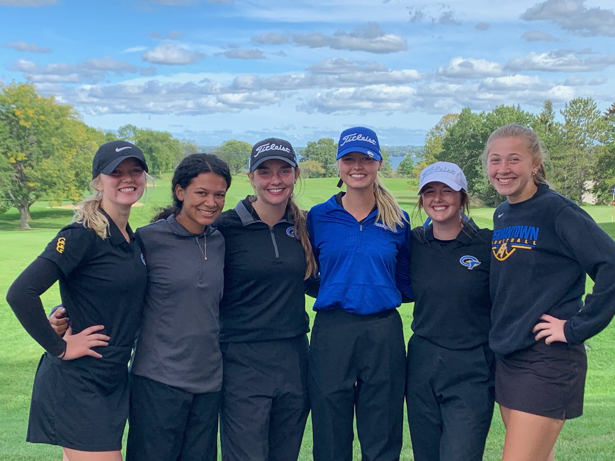 Congratulations to our GGG for finishing 5th in the GMC!!!!! And a huge congratulations to our medalist, senior Gabi Cox! #macrowin #GGG