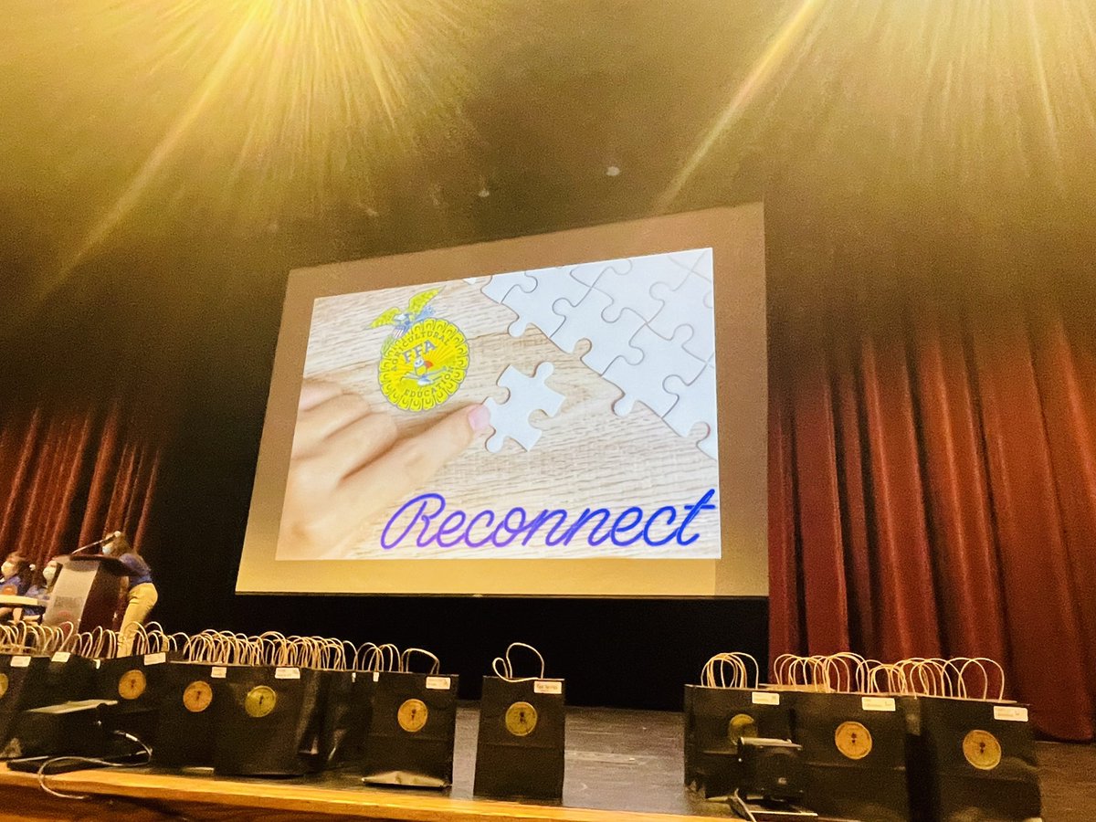 adixonMCS's tweet photo. FFA Southeast Regional Conference hosted by our own North Moore HS FFA @NorthMooreCTE It was wonderful to “see” all 280 faces representing their schools #ctenc #ffa #weRmoorecte #leadthechange @cte_moore https://t.co/1jNZsTTZEN