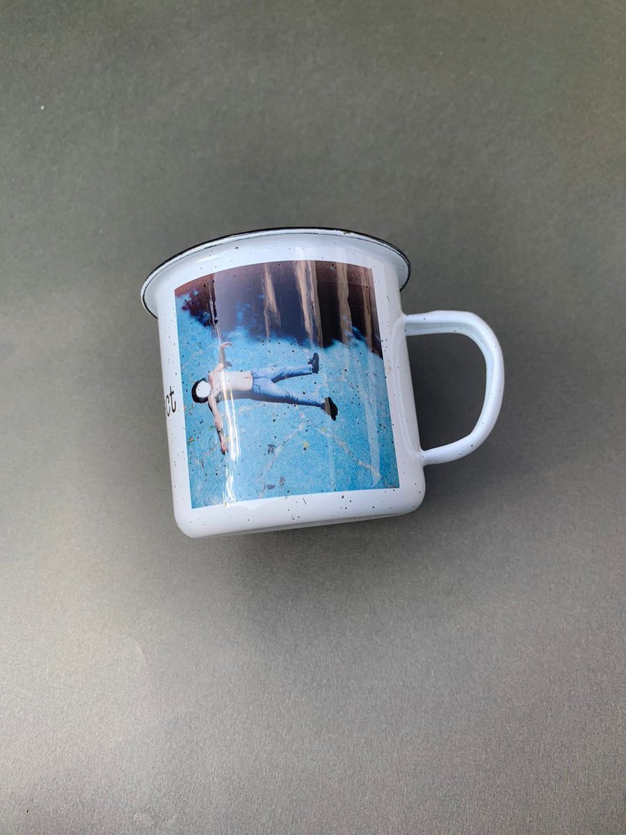 comatosespittle's tweet photo. Tenemos estas chingonsísimas tazas de The Unperson Project @unpersonproject  Hagan sus pedidos ya! https://t.co/vbfoVYAVPM