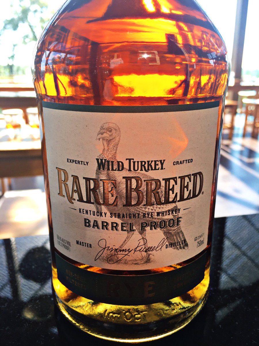 FirebirdBo's tweet photo. I told Eddie Russell the other day that I’ve never been a huge #RyeWhiskey fan. But, I just keep being surprised how much I love #RareBreed rye! Delicious! Definitely, rye done RYEght! #Cheers @WildTurkey #WildTurkeyRye #Whiskey #RareBreedRye https://t.co/yzOqzPbkUG