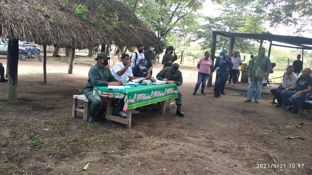 Establecimos mesa de concertación para el comercio sano en el estado Amazonas. Se incorporaron los movilizadores de ganado en canal y en pie, para impactar positivamente en el precio justo final. #MaduroNuestraVozAnteLaONU