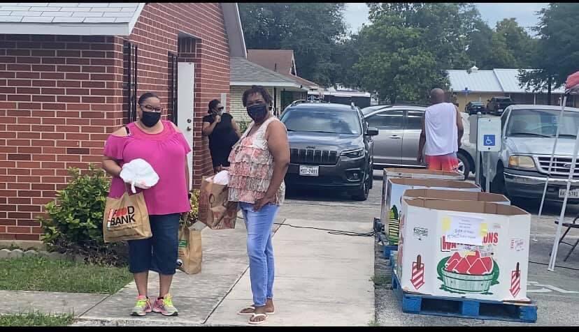 <a href="/BuildBrightSA/">Building Brighter Communities</a> hosted a great Community resource fair last weekend! Those in attendance left with ￼helpful resources, fresh food, &amp; some left with new jobs.

Big thank you to Eastwood Community Baptist Church, <a href="/safoodbank/">San Antonio Food Bank</a>, Infinity Hiring, &amp; elected officials who joined us!