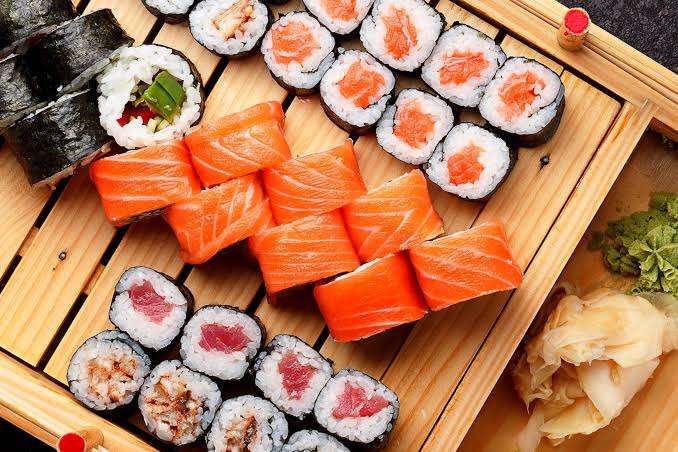 vidicasio's tweet photo. SUSHI OU CHURRASCO? https://t.co/fKpPxvR2l6
