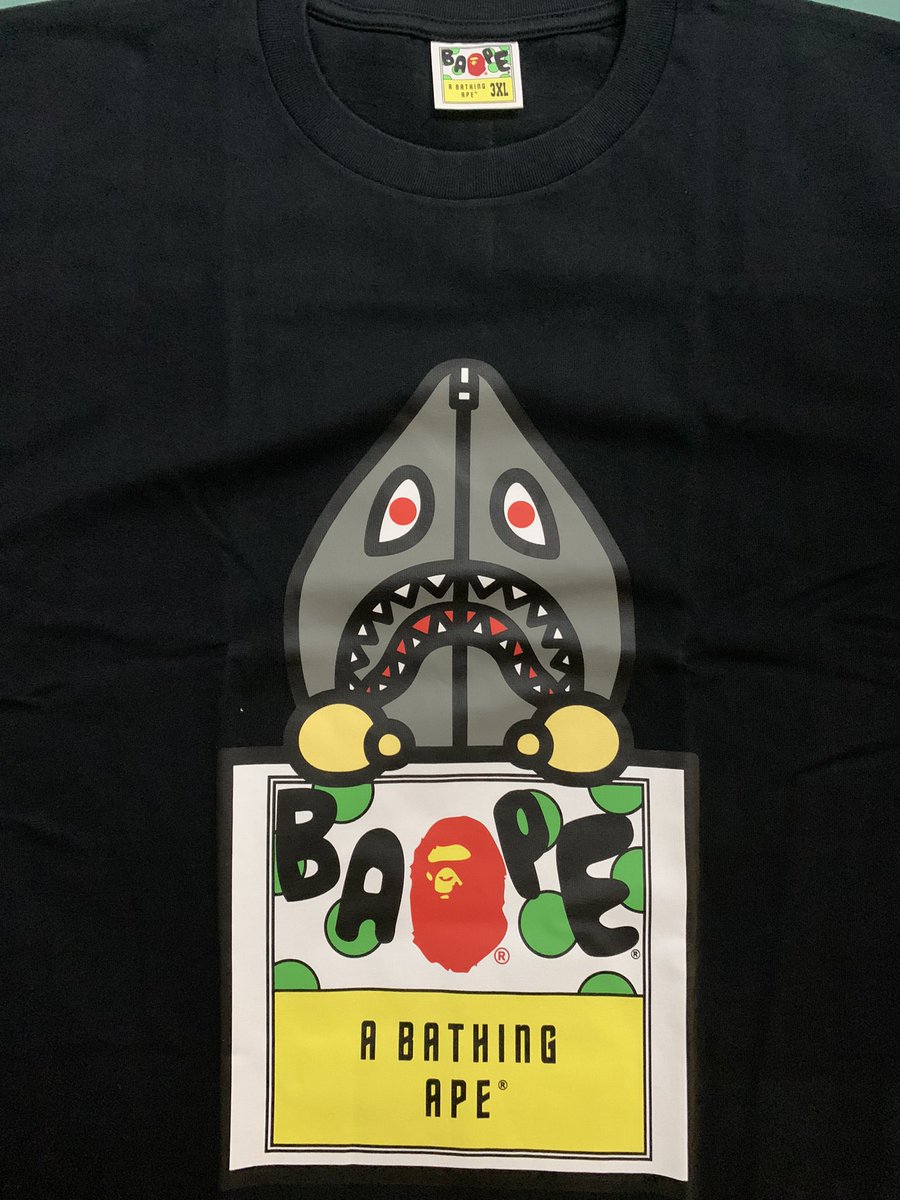 StreetWise_CC's tweet photo. Classic milo shark tee $140 https://t.co/R1lBUYbVln