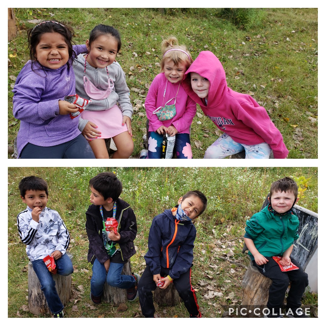 Snack is always better outdoors! Happy first day of Fall 🍁🍂🍃