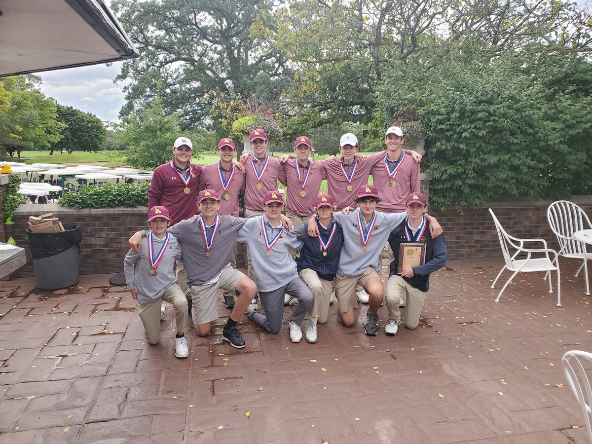 Loyola Boys' Golf tweet media