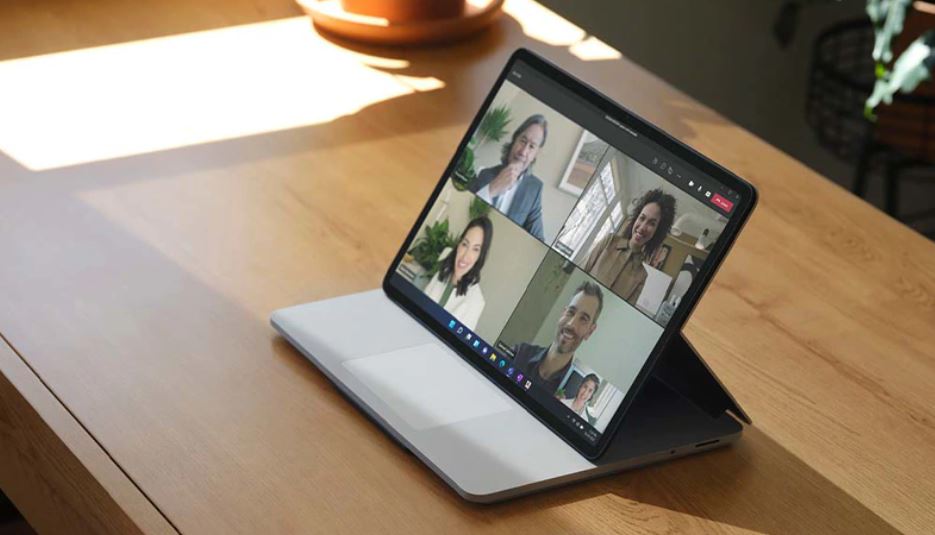 Beritabaruco's tweet photo. Laptop Microsoft Surface Studio, Desain Baru untuk Pengguna Creative https://t.co/vdhAM9odeO #Creative #Desain #inovasi #laptop #LaptopStudio https://t.co/yAOZlcRYue
