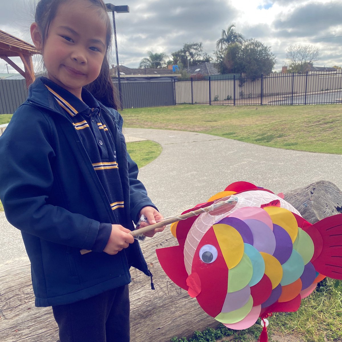 PlymptonIntlCol's tweet photo. Thumbs Up Thursday: Check out this absolutely gorgeous lantern made by Cassandra in Reception B. We can’t wait to see all the lanterns tomorrow at our R-12 assembly. #midautumnfestival #lanternparade https://t.co/n3InnxQW1h