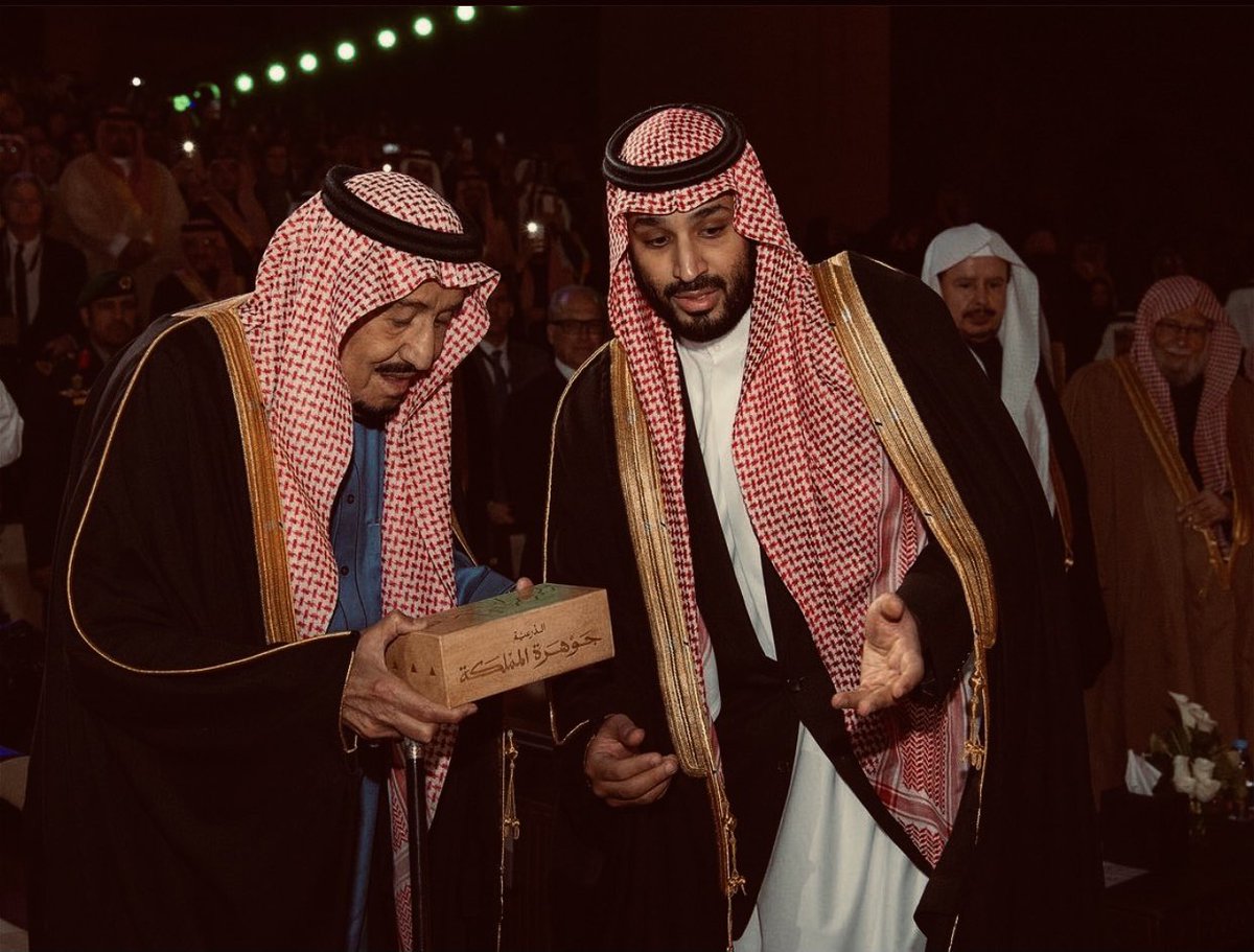 alfagihn's tweet photo. ��لاماً أيها الوطنُ الأعزُ 
بِفضلِ اللـهِ واللـهُ المُعِـزُ 
•
يكفيني فخراً أنّي أنتمي لهذا الوطـن العظيم 🇸🇦

#اليوم_الوطني_السعودي 
#اليوم_الوطني_91 https://t.co/eS3C4WQyTm