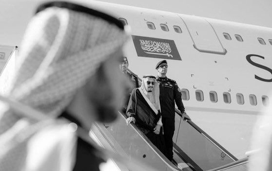 deemaalrmal's tweet photo. هـي لنا دار وحـنا لـها عمـار
عيـن الله تـرعاك يـا اغلـى وطن 
💚 https://t.co/CqH35o833R