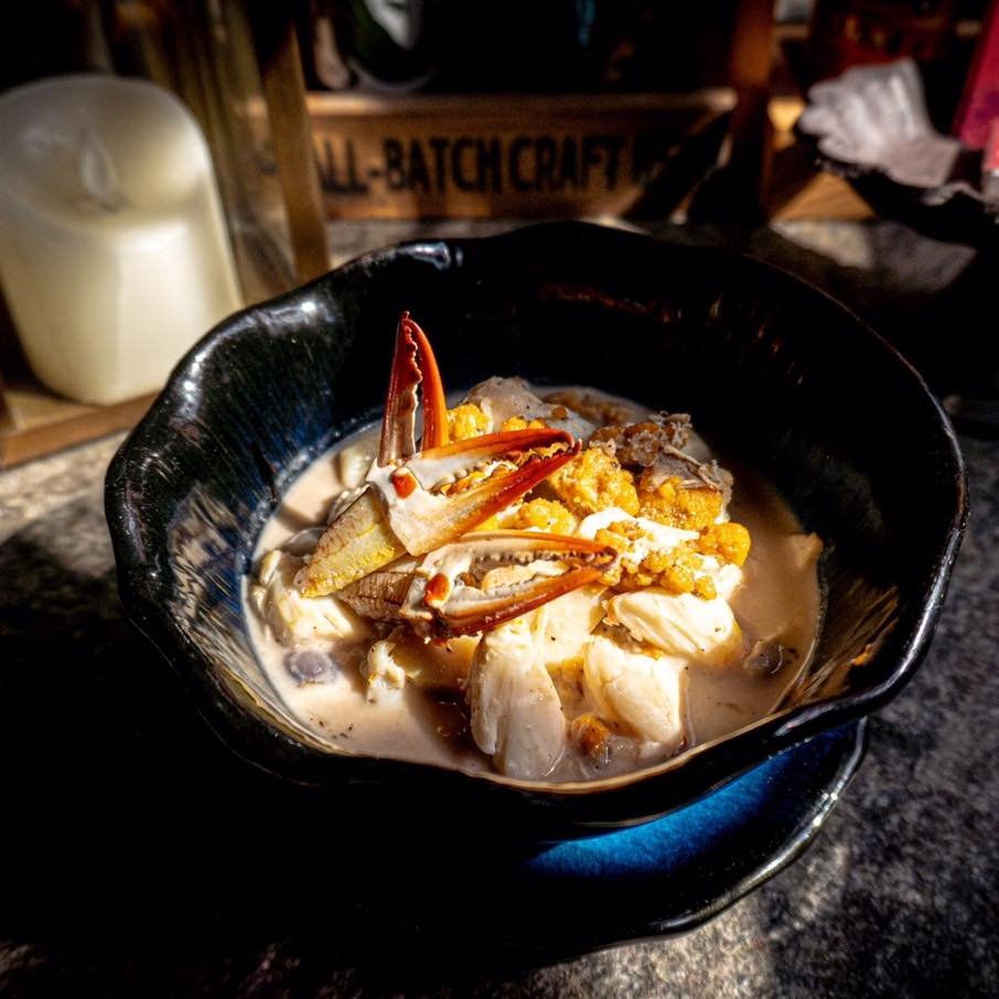 MoobinPakin's tweet photo. #SriTrat : Authentic Thai food prepared with recipes passed on from generation to generation.
Recommend: แกงมวนปู แกงที่ให้หน่อไม้ไผ่หวานที่มีมากในฤดูฝนเป็นสวนผสมหลัก เนื้อปูก้อน ไข่ปูติดมัน และ ก้ามปู หอมกะทิสด หอมรากผักชี เผ็ดปลายอ่อนๆด้วยพริกไทย 
@aroii @Kin24hrs #wongnai https://t.co/FoZUHHTL4b
