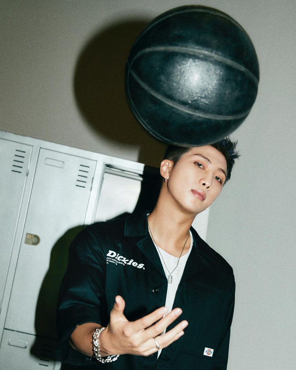 Katheri14483424's tweet image. Es que Nam es el pilar de BTS 🥺💜 el mejor líder del mundo !!