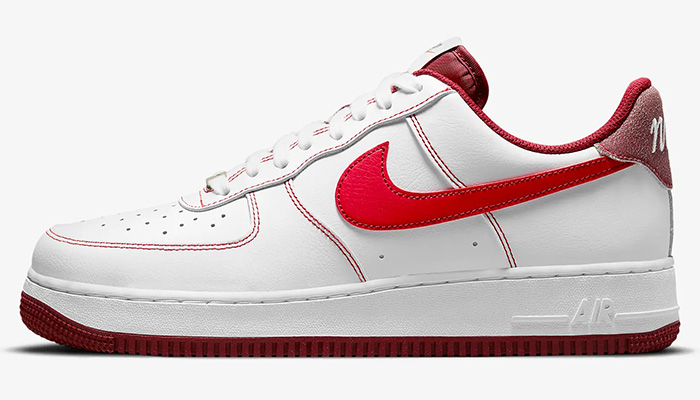 ✔️ You can pickup the white/team red-university red 