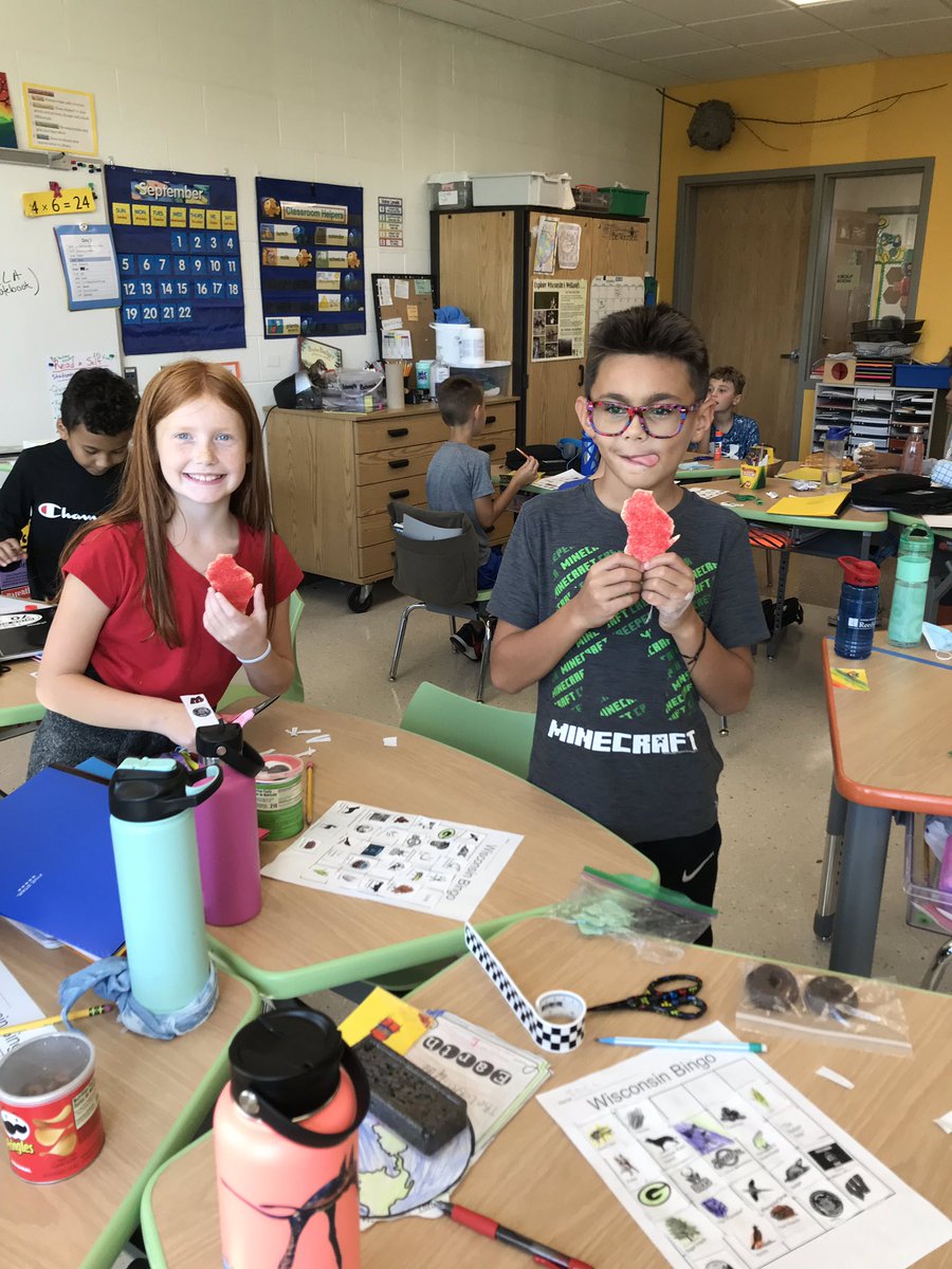 Miss Bass' Class tweet media