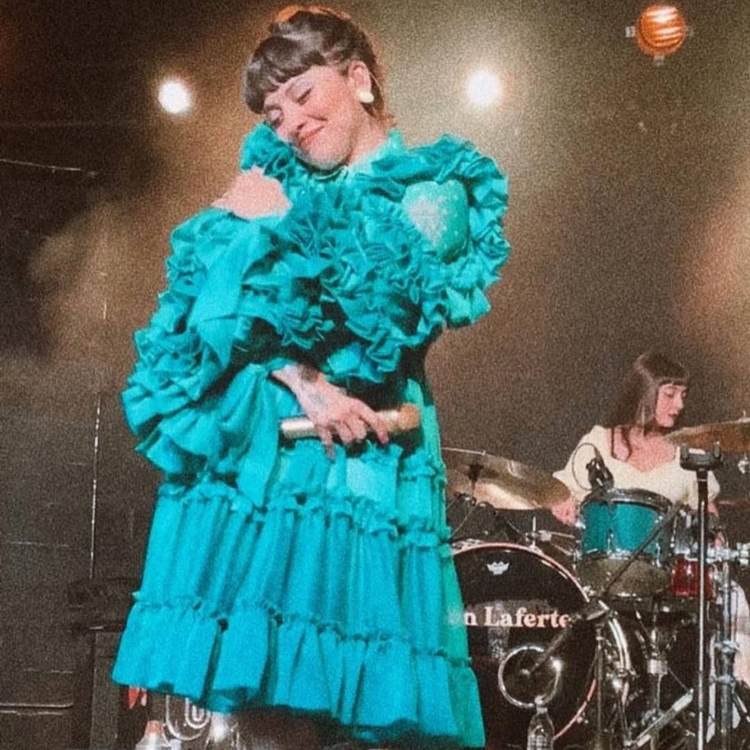 mon_durango's tweet photo. Nuestra hermosa @monlaferte el día de ayer en Sacramento 😍😍 #monlaferteusatour2021 #music #foryou https://t.co/XnuhoM2C80