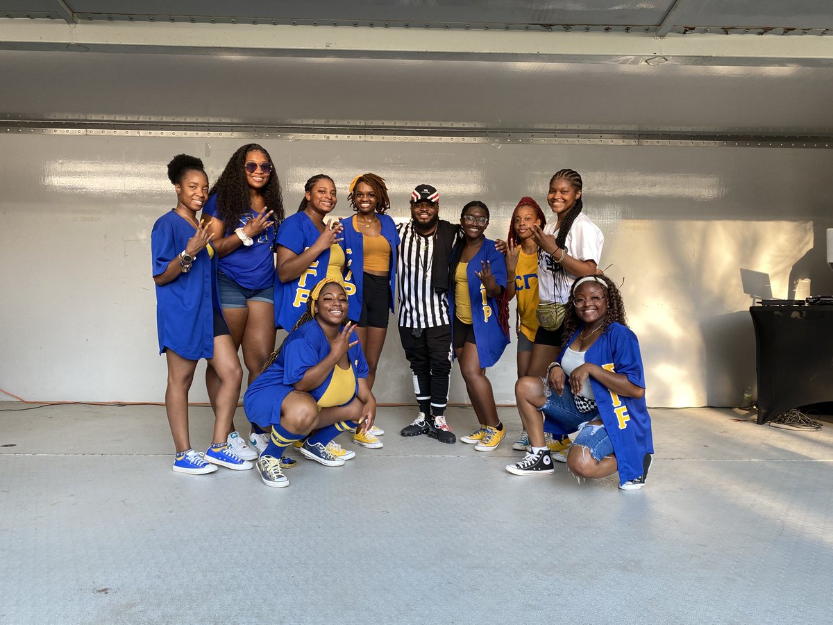 Sigma_GammaRho's tweet photo. Thank you to everyone who came out to support us at Quad Jam🐩. We had fun & hope to see you all at future events💙💛!
#QuadJam #GlamorousGammaRho #SGRho #SigmaGammaRho #ISU25 #ISU24 #ISU23 #ISU22 #ISU21 https://t.co/zBCHQ0AMZ7