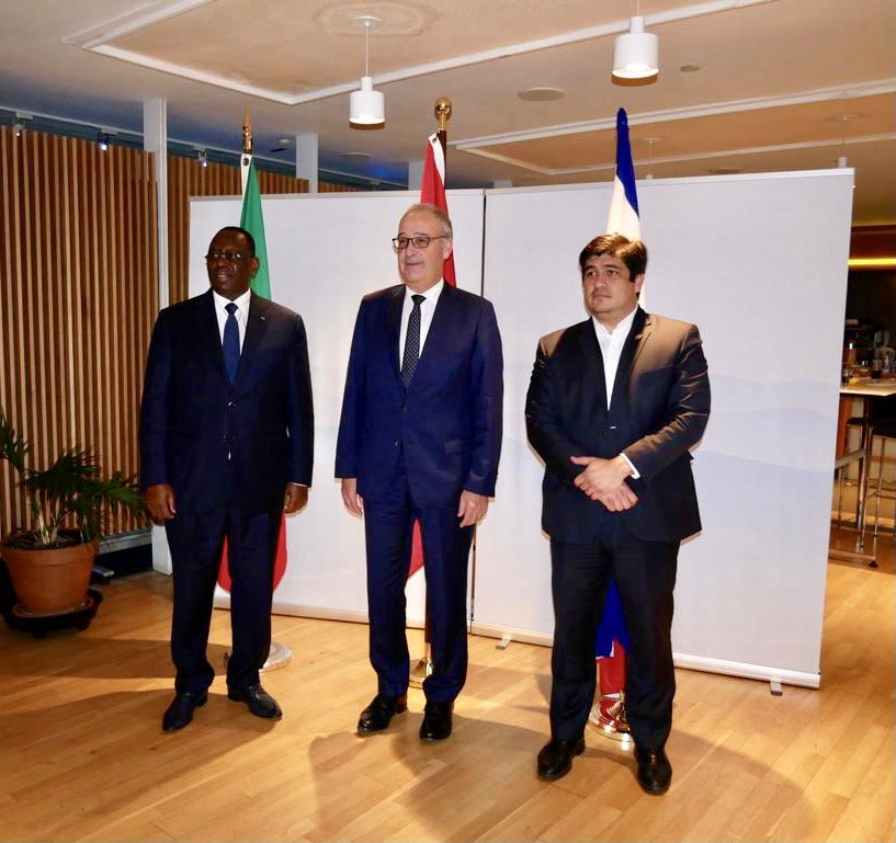 swiss_un's tweet image. Presidential meeting ahead of #UNFSS21 🌎

Discussing common priorities to bring food systems towards more sustainability

🇸🇳🇨🇭🇨🇷

👉 bit.ly/3EJ43JG