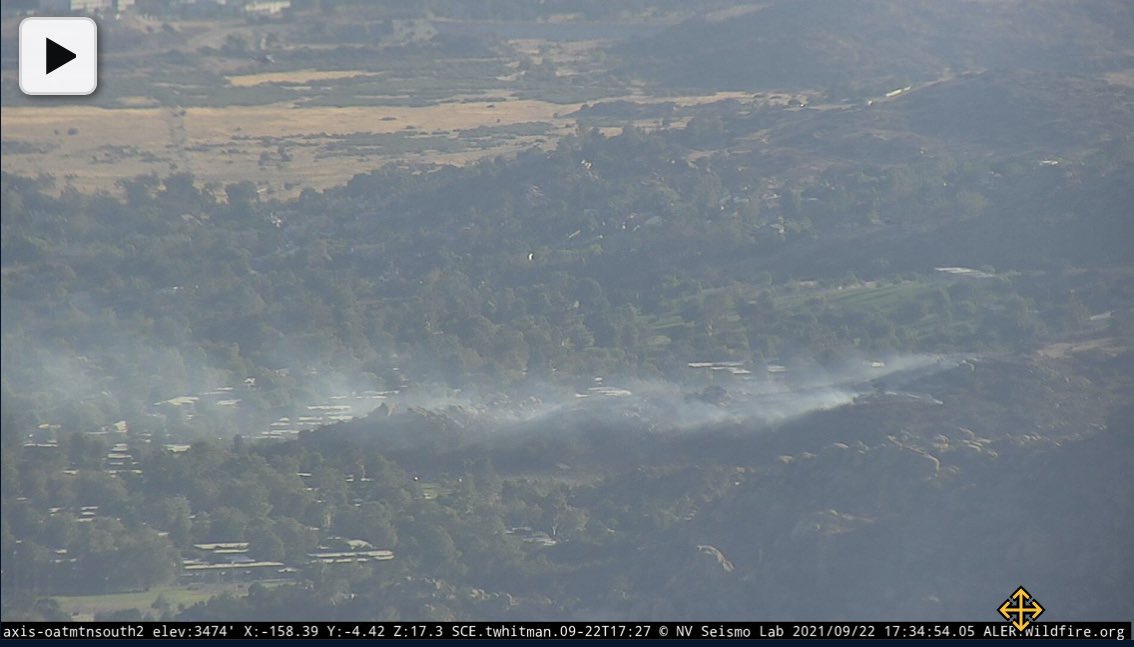DanielFireTruck's tweet photo. #JeffreyFire Current Aircraft, Intel 24, Copter, 2, 3, 5 The Fire is holding at 5-6 Acres, good progress has been made All LACoFD and VCFD rotor wing have been Released with the exception of LAFD Rotor Wing. https://t.co/1fYbejeEZ7