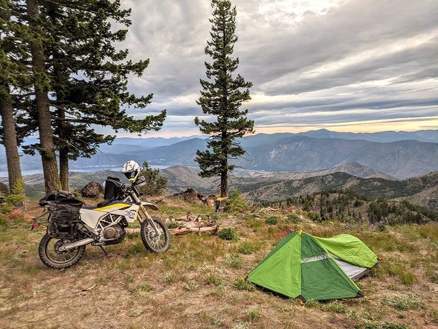3rd PLACE - BEST BDR CAMPSITE! #WABDR
Congratulations to Wayne Miller! He snapped this pic on section 5 of the WABDR and takes home a $50 gift card from our friends at Moto Camp Nerd!