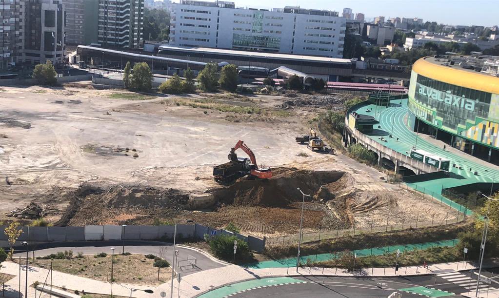 nunovalinhas's tweet photo. Agora que as obras da “Metrópolis” começaram, no local onde estava pensada uma tal de “Cidade #SportingCP”, deixo uma sugestão de leitura sobre a #Norfin, o #ArrowGlobalGroup e as ligações à #Tranquilidade e ao fundo #Apollo ⬇️ https://t.co/53oBSjxR88