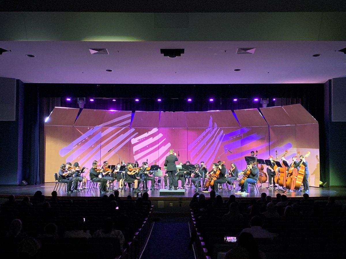 LNPerfArts's tweet photo. Fantastic job by all of our orchestra students at tonight’s concert! @lnwildcats https://t.co/FnvFZKynO4