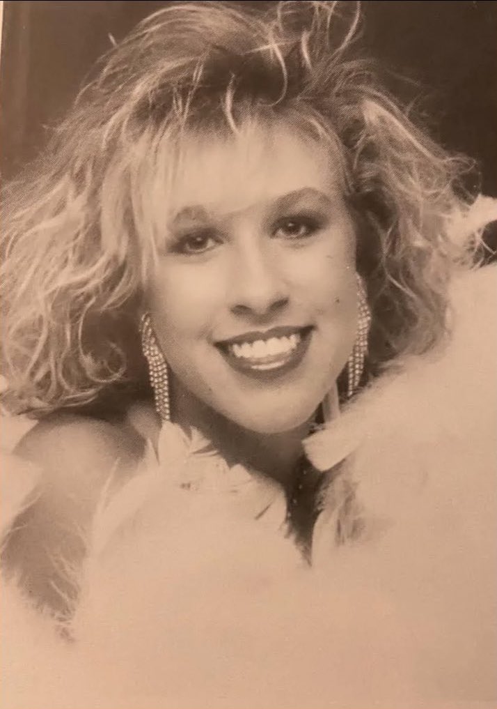 ImSpeaking13's tweet image. Marjorie Taylor Greene circa 1992. The feathers😭 What was she doing?