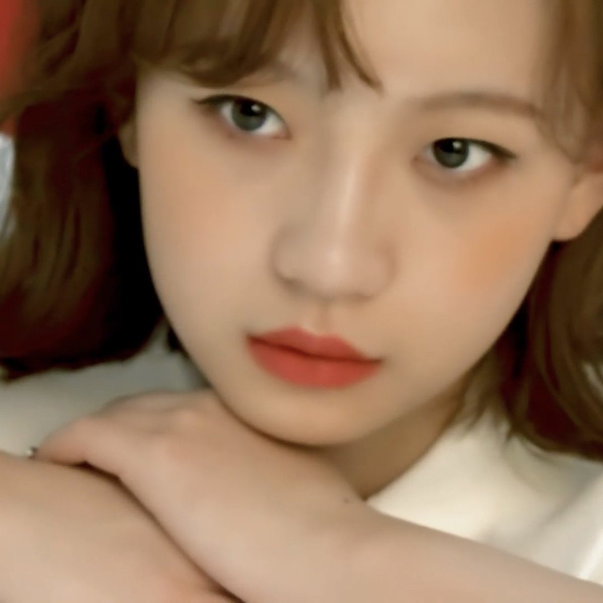 hourly sohee tweet media