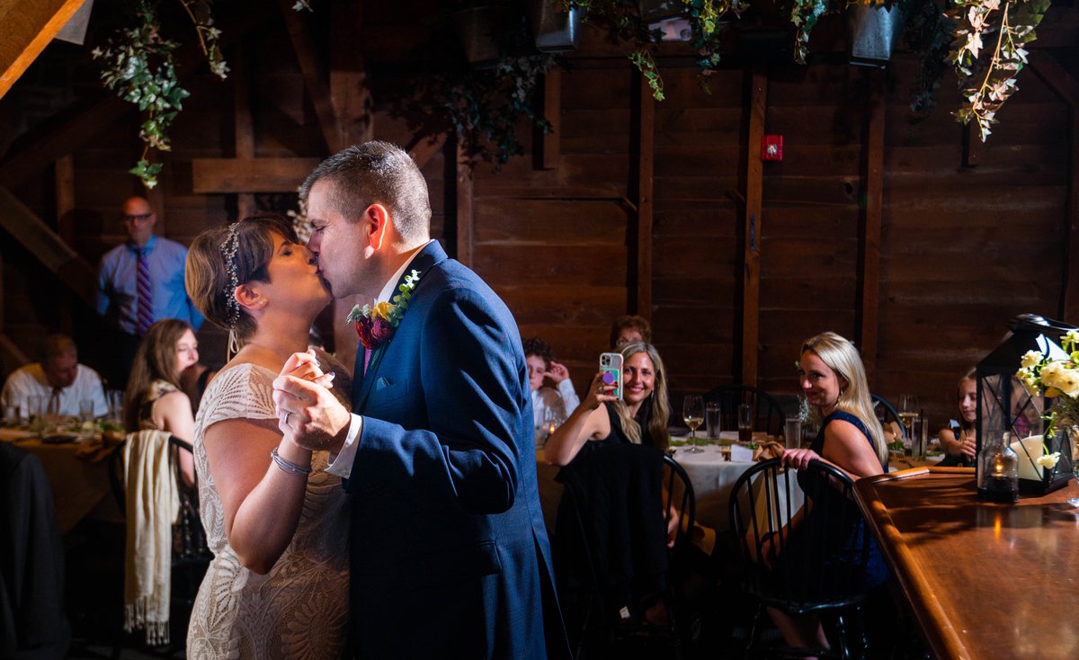 BrunoM_Jr's tweet image. Thank you to @JimShannonPhoto for capturing great photos from my wedding on Saturday to @seasmar79.