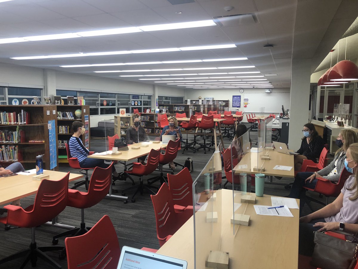 CounselingWms's tweet photo. WMS Counseling Parent Advisory meeting hard at work.  Thanks to the parents who came out to help us.  And a huge shout out to Jenni Allen and Kim Eymann representing the WMS Admin Team! https://t.co/4krJbKKD46