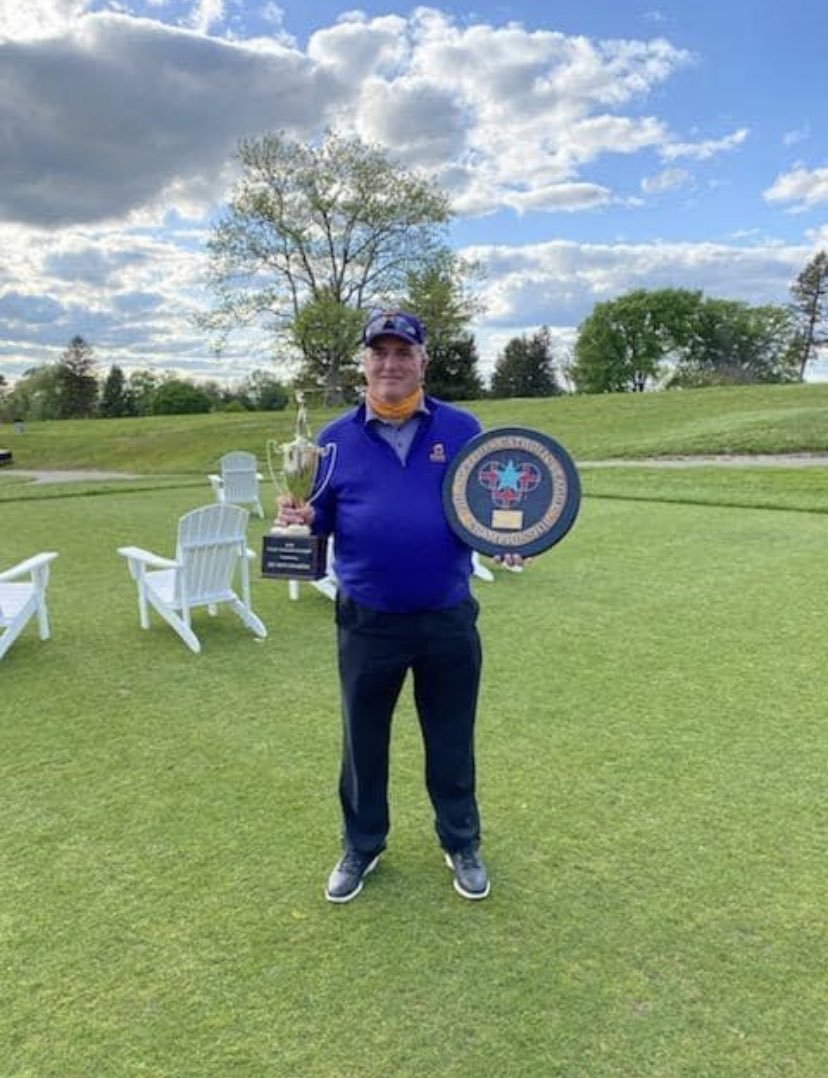 RomanAthletics's tweet photo. Congratulations to #RomanGolf for their victory over St. Hubert’s today!
Jeremiah Brown (even par 33), Julian Ciurlino and Shane Corrigan 35’s, Joe Holahan 37, Pat Holahan 39. The team shot a season best 219! Today's win was Coach Hoban's 200th career win! @RomanCatholicHS https://t.co/Z34Gvw8VTT