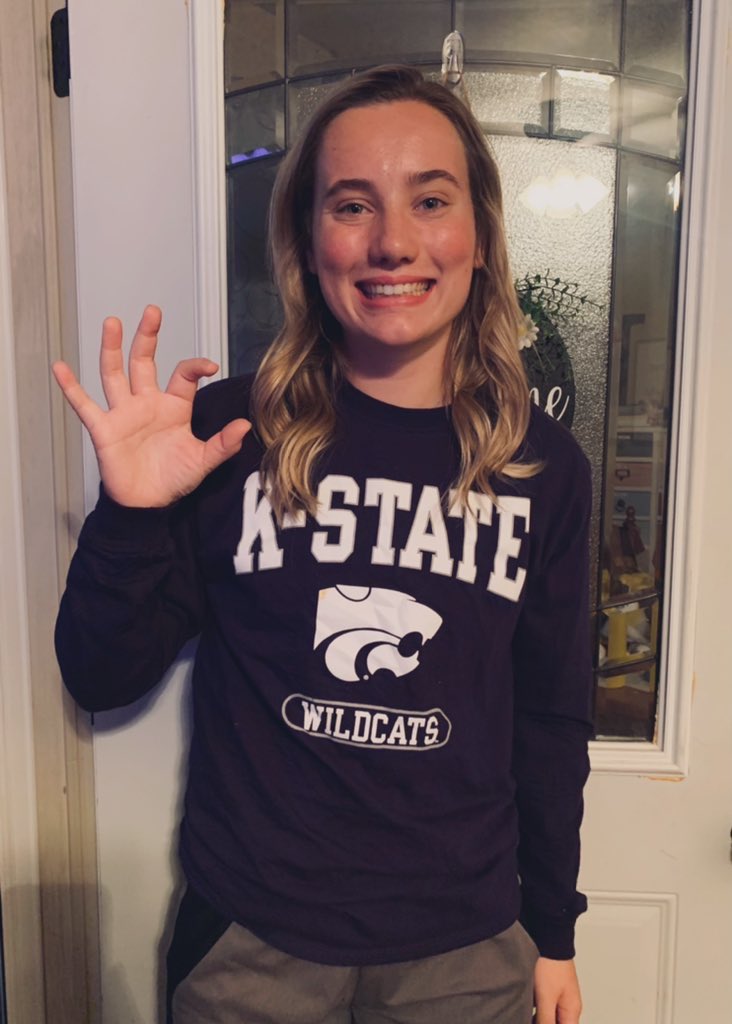 AnnaLively15's tweet photo. Beyond excited to announce that I have verbally committed to Kansas State Rowing!! I am so thankful and grateful for this opportunity and can’t wait to make it official this November! 🤍💜🖤#EatEmUp https://t.co/n9Wbq28xeH