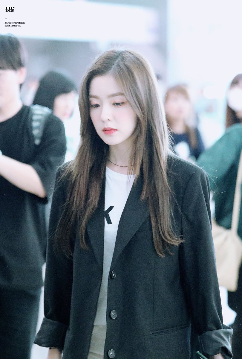 공항의 아이린 tweet media