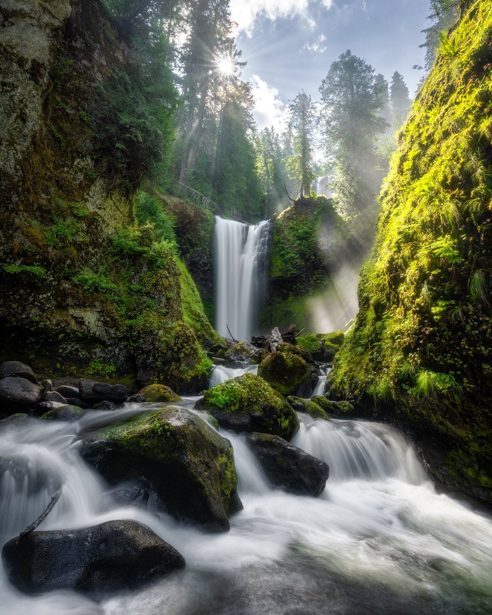 whereisweatherb's tweet photo. Waterfall Wednesday 🌊💚 https://t.co/TfC6Hu0Cnq