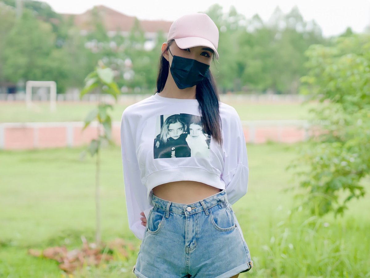 สาวสอง สาวเสียบ tweet media