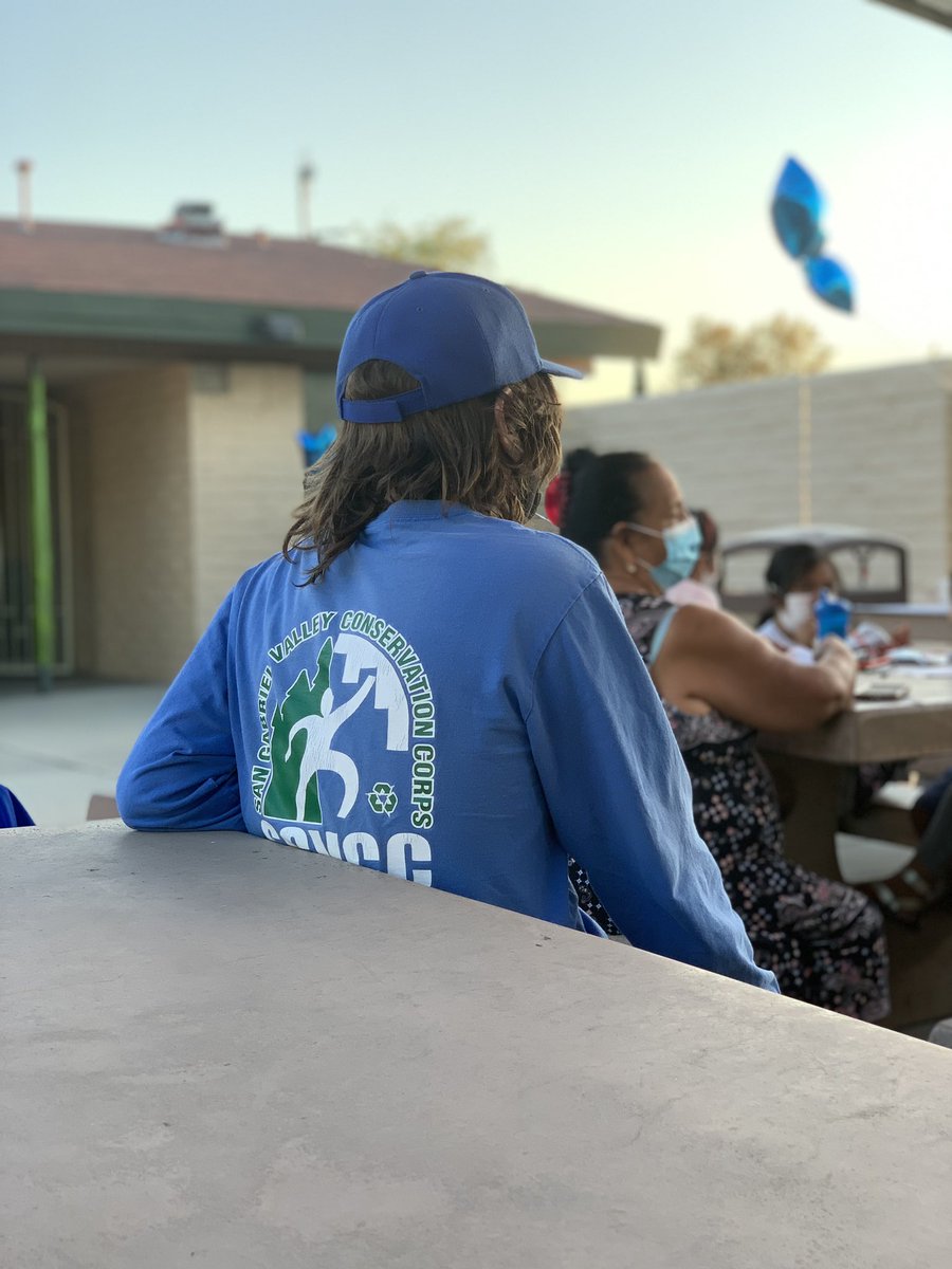 WestHeidemarie's tweet photo. Supporting the community. San Gabriel Valley Conservation Corps meeting at Sunshine Park. Planning free field trips for families. #equitygrant #wearerusd @rusdkids @_JulieMitchell_ @RorimerRoyals @RowlandSchools https://t.co/SSIi2AgydM