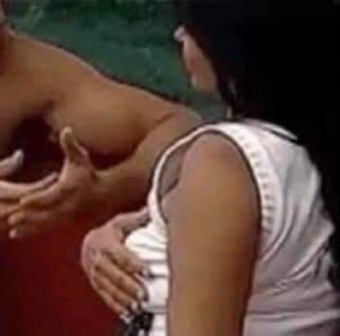 offlyz's tweet image. anitta pode usar qualquer cor de cabelo que vai continuar sendo a grande gostosa que ela é