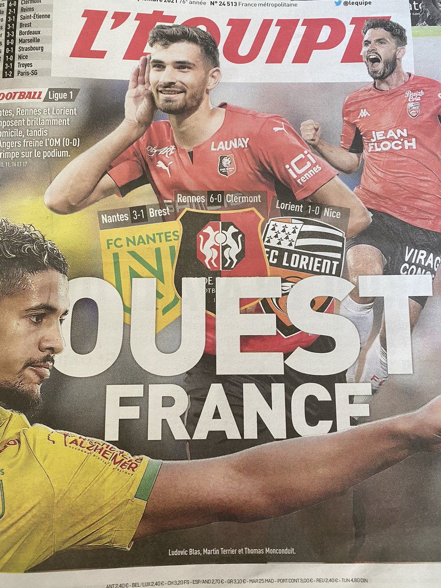 🔴⚫️ Certains matins, les priorités ne sont pas les mêmes :-) passage en kiosque pour un collector de <a href="/lequipe/">L'Équipe</a> :-) Bravo <a href="/staderennais/">Stade Rennais F.C.</a> #SRFCCF63