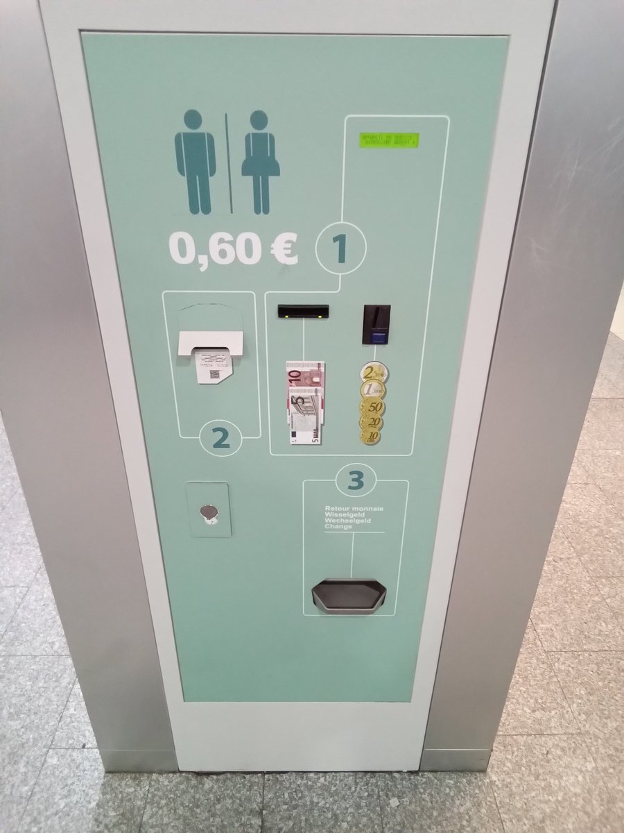 userwalter's tweet photo. @nmbs feedback over de concessie van het sanitair in Brussel-Zuid; kunnen betalen met bancontact is niet beschikbaar. Het is enkel cash. Zeer onhandig tot problematisch. Zonder cash rondlopen is niet ongewoon. https://t.co/gyyx6Pyqv8