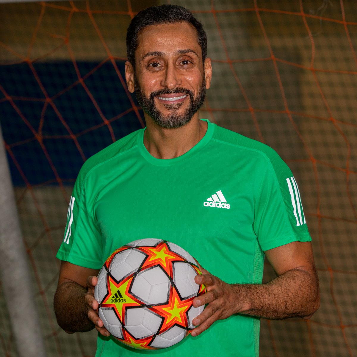adidasMENA's tweet photo. في اليوم الوطني للملكة العربية السعودية، نرحب بأسطورة كرة القدم سامي الجابر في عائلة أديداس.
"أنا متحمس لبدء هذا الفصل الجديد من رحلتي. أنا فخور بأن أكون مرتبطًا بعلامة تجارية لها نفس الرؤية لهذا البلد الرائع. نحن نرى الممكن، حيث يرى الآخرون المستحيل" - سامي الجابر

@SamiAlJaber https://t.co/X3tfDbawm0