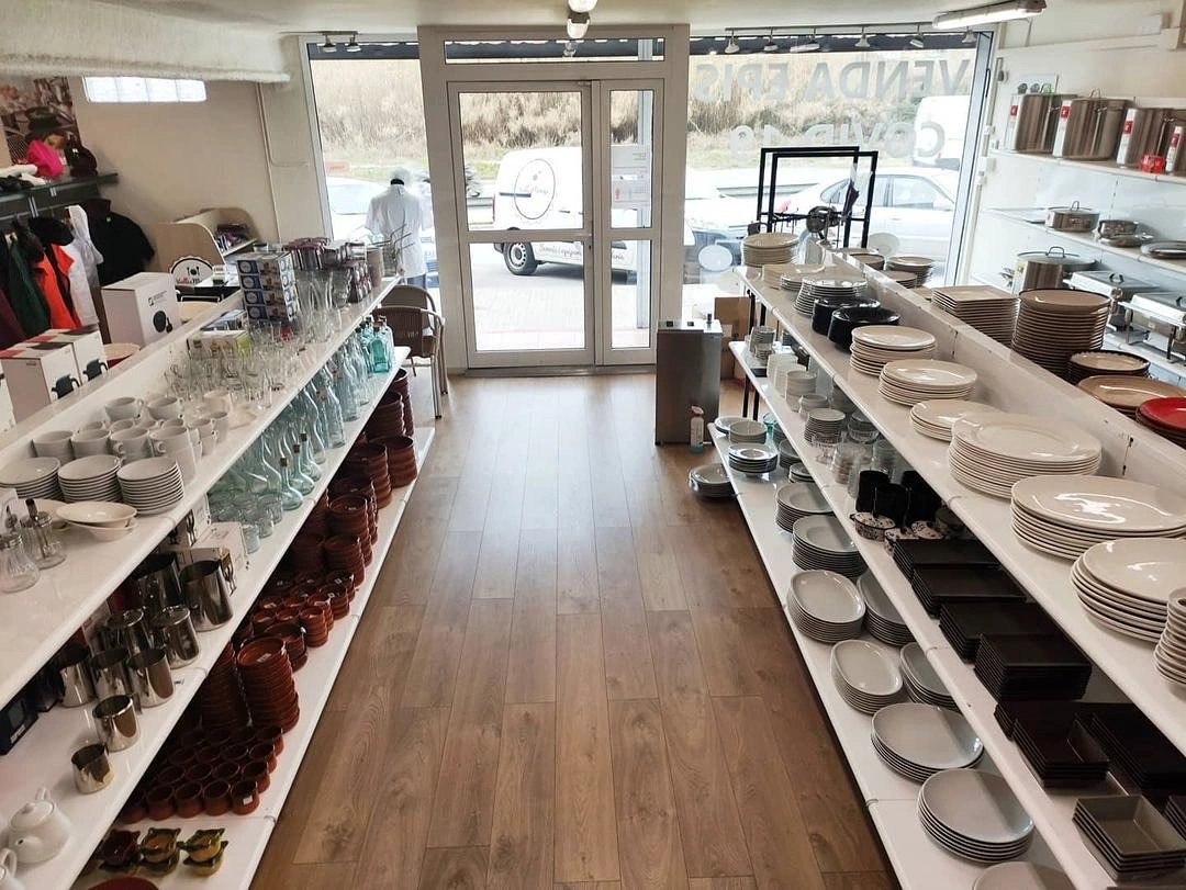 Cookiru3's tweet image. 🔛 ¡Os presentamos más puntos de afilado, también en #Granollers!

😉 ¿Conoces Vallés Menaje? ¡Está en la carretera de #Cardedeu (km. 2,2) y también ofecen nuestros servicios de #afilado 🔪! 

👏🏼 ¡Aprovéchalo para dejar tus #cuchillos y #tijeras como nuevas!