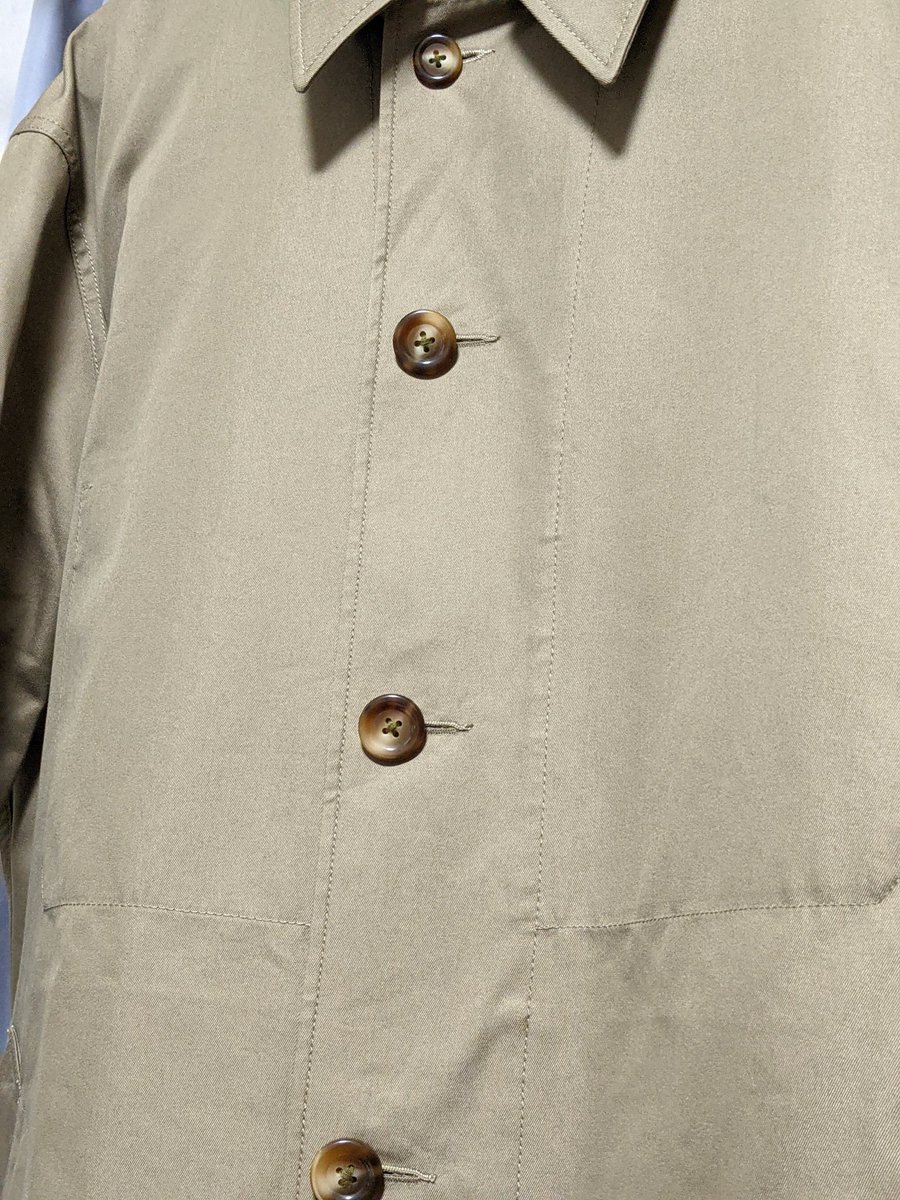 ユニクロuのawステンカラーコート購入してボタン付け替えてみたけどめちゃくちゃ気に入ってる ツイレポ