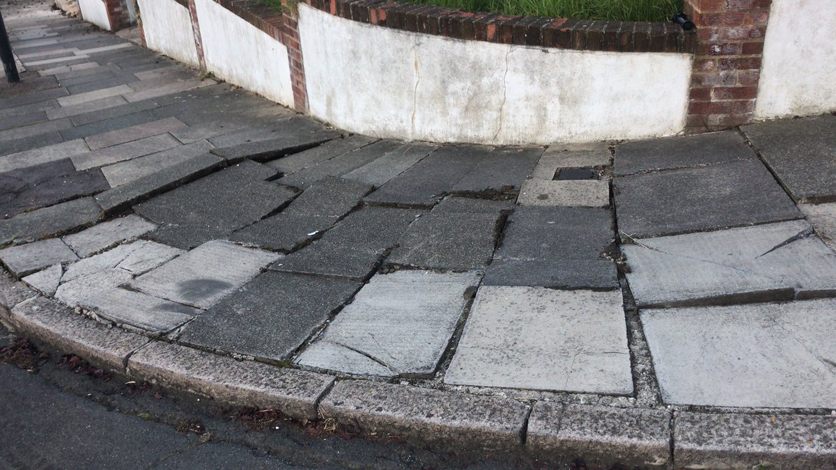 HarryStockman's tweet photo. @Royal_Greenwich This has just happened on a road in Eltham. @SelcoBW once again. Accidents happen but this is pretty unsafe! How fast do you think we can get it sorted? https://t.co/KsAto5cTNA